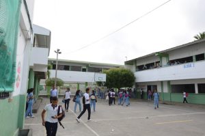 arquitectura-escolar-adecuada-para-condiciones-climaticas-extremas_4