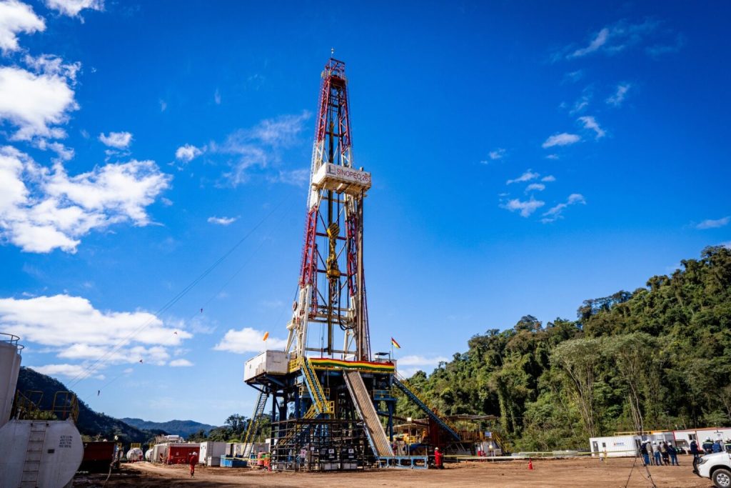 518367769_1071478455073718_1578984035950209290_n-1536x1024